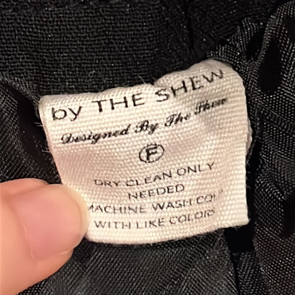 Korean Brand Box Pleated Midi Skirt - Picture 8 of 11